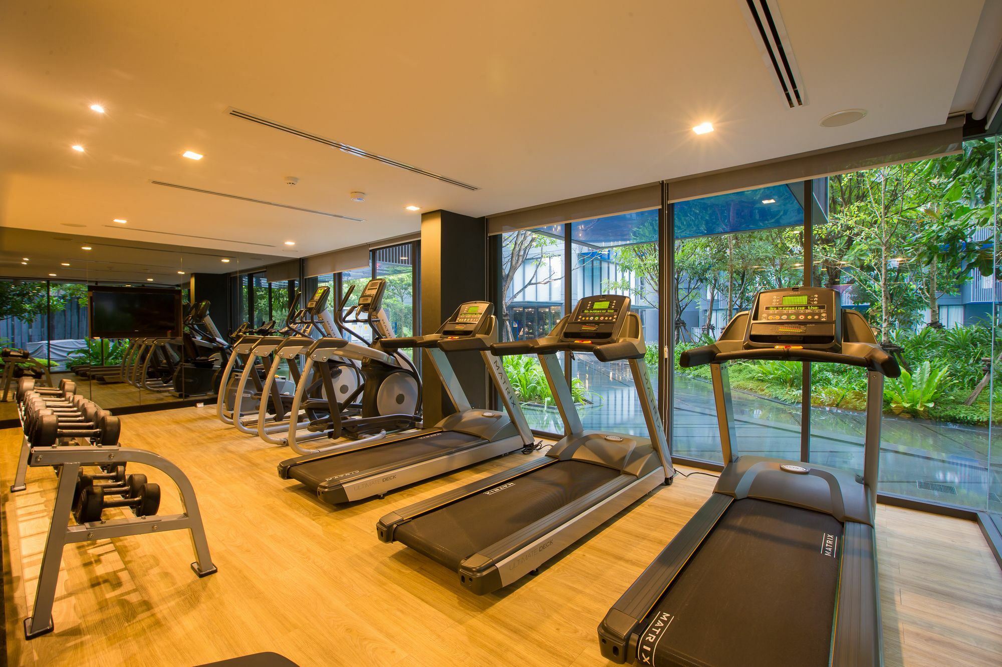 The Deck Condo Patong By Vip Ngoại thất bức ảnh